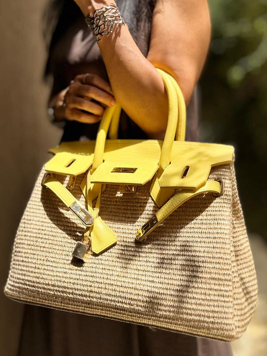 Divina 35 Straw Edition Golden Thread