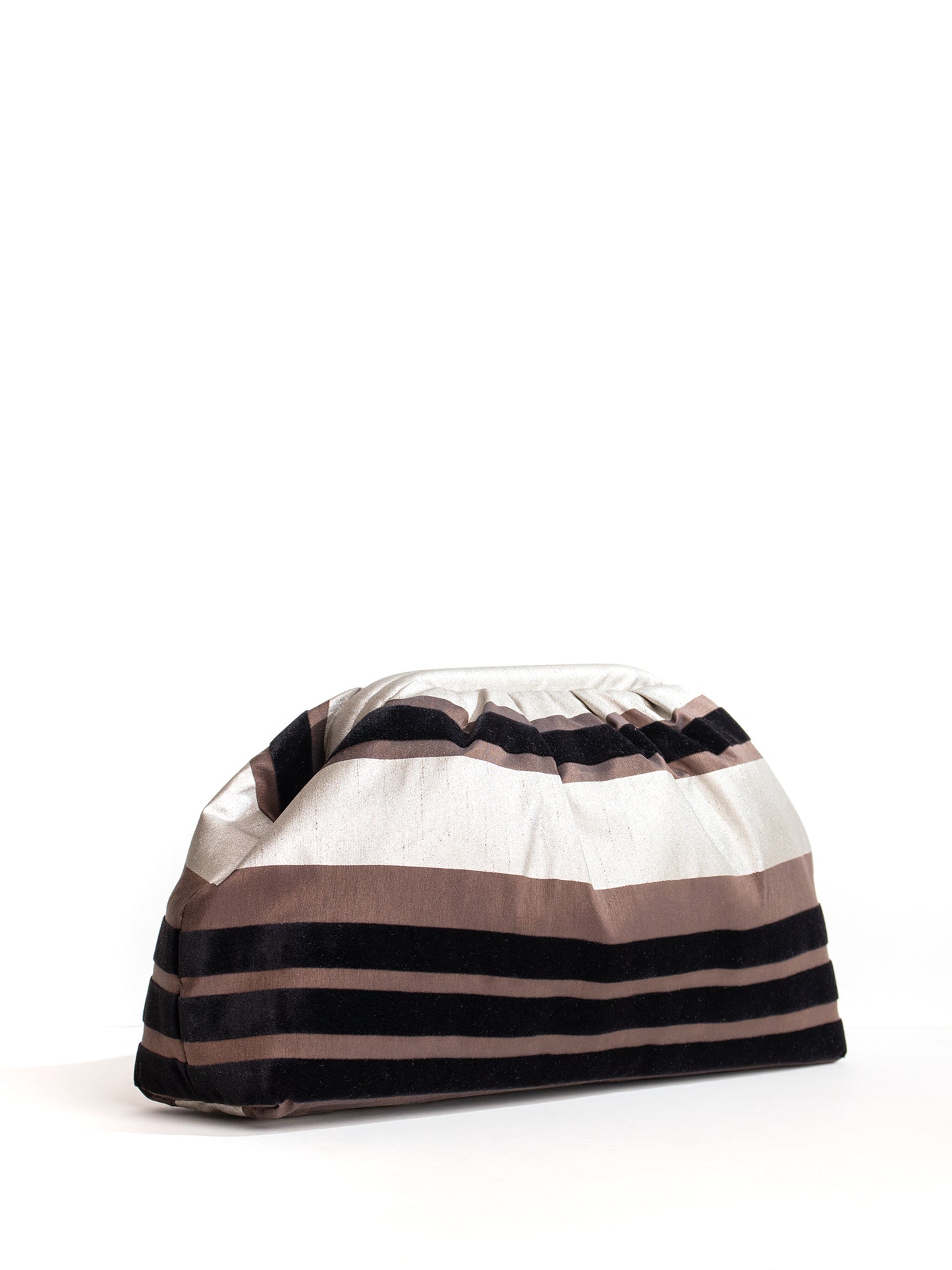 The Eléa Clutch