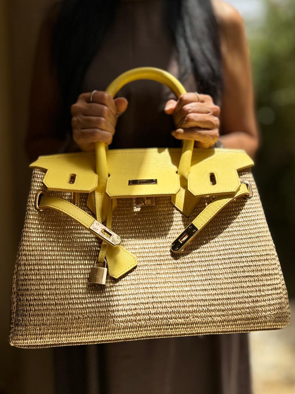 Divina 35 Straw Edition Golden Thread