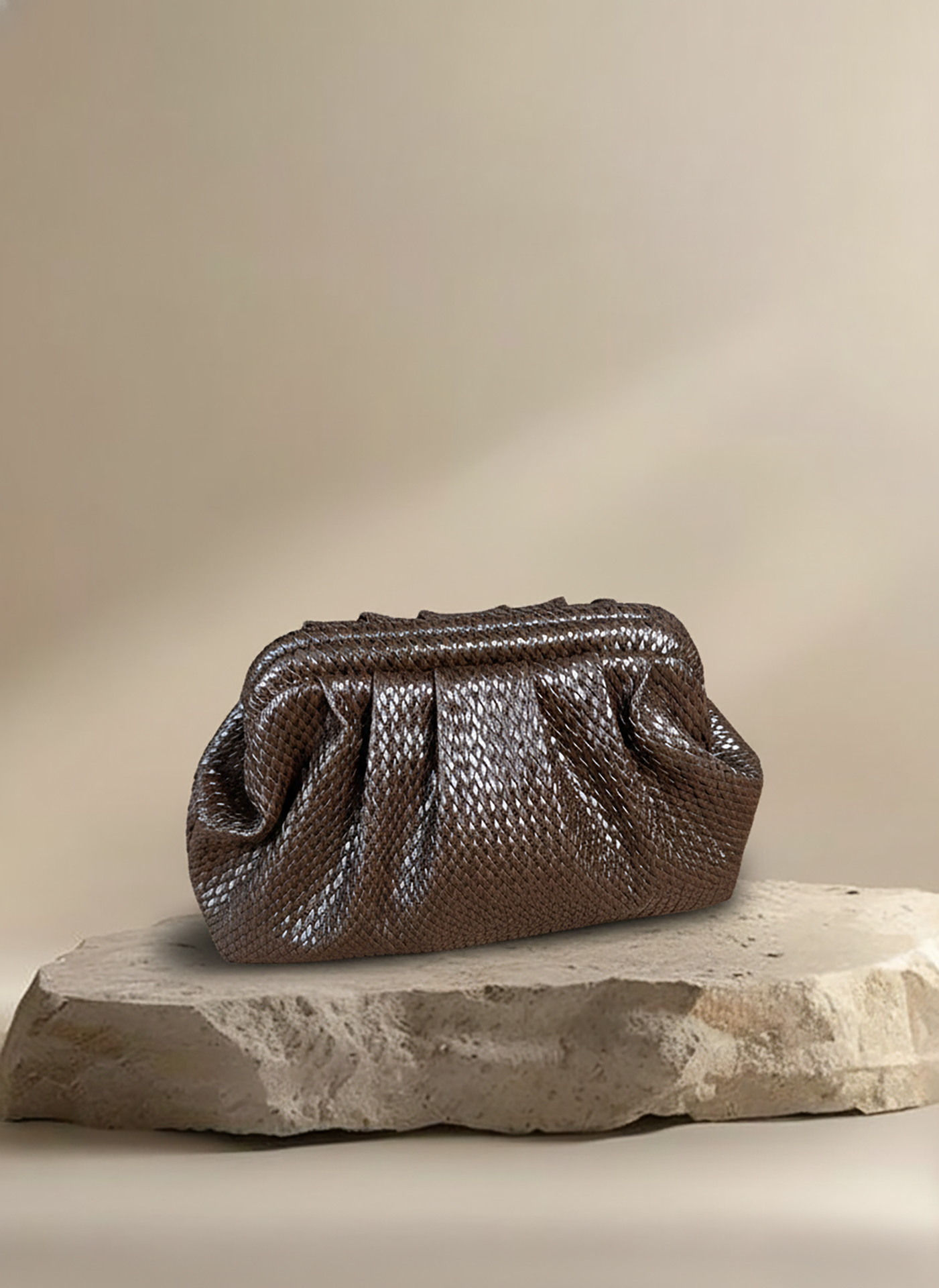 حقيبة أوريليا